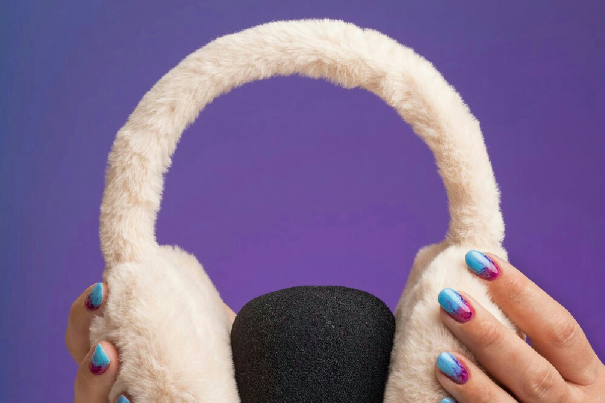 L’effetto rilassante dell’ASMR e il suo ruolo nel benessere mentale e nelle emozioni umane