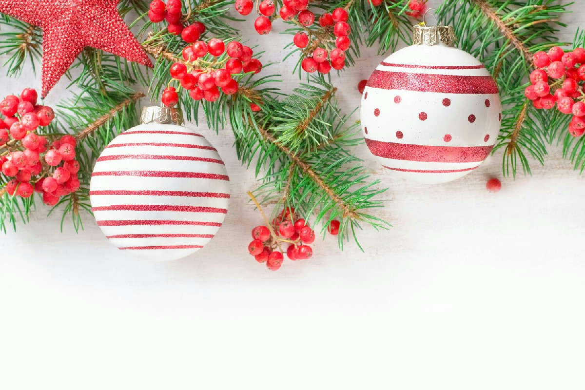 Natale 2025: la nuova tendenza di decorazioni eleganti che conquista le case di tutti